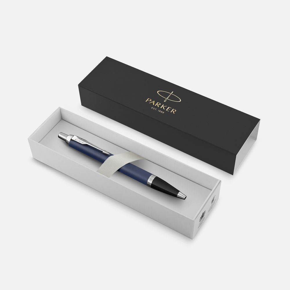 Ручка шариковая Parker IM Core Matte Blue CT, темно-синяя с черным — изображение 3
